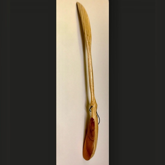 1990s Vtg Hand Crafted Wooden Walnut Oak Leather Strap Artisan Shoehorn - Picture 5 of 7
